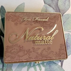Too Faced Natural Matte Eyeshadow Palette